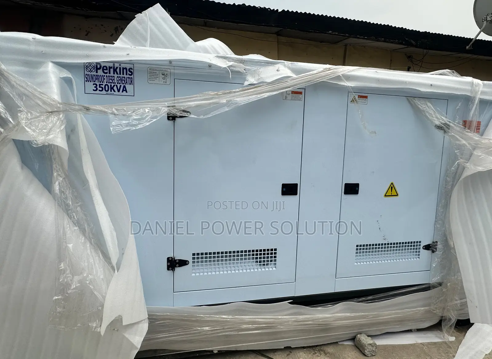 Brand New Perkins Diesel Soundproof Generator 350kva Full Capacity