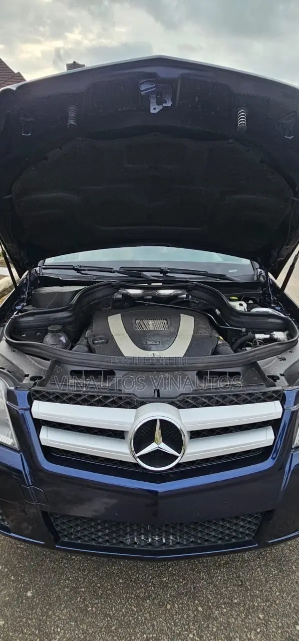 Mercedes-Benz GLK-Class 2012 Blue