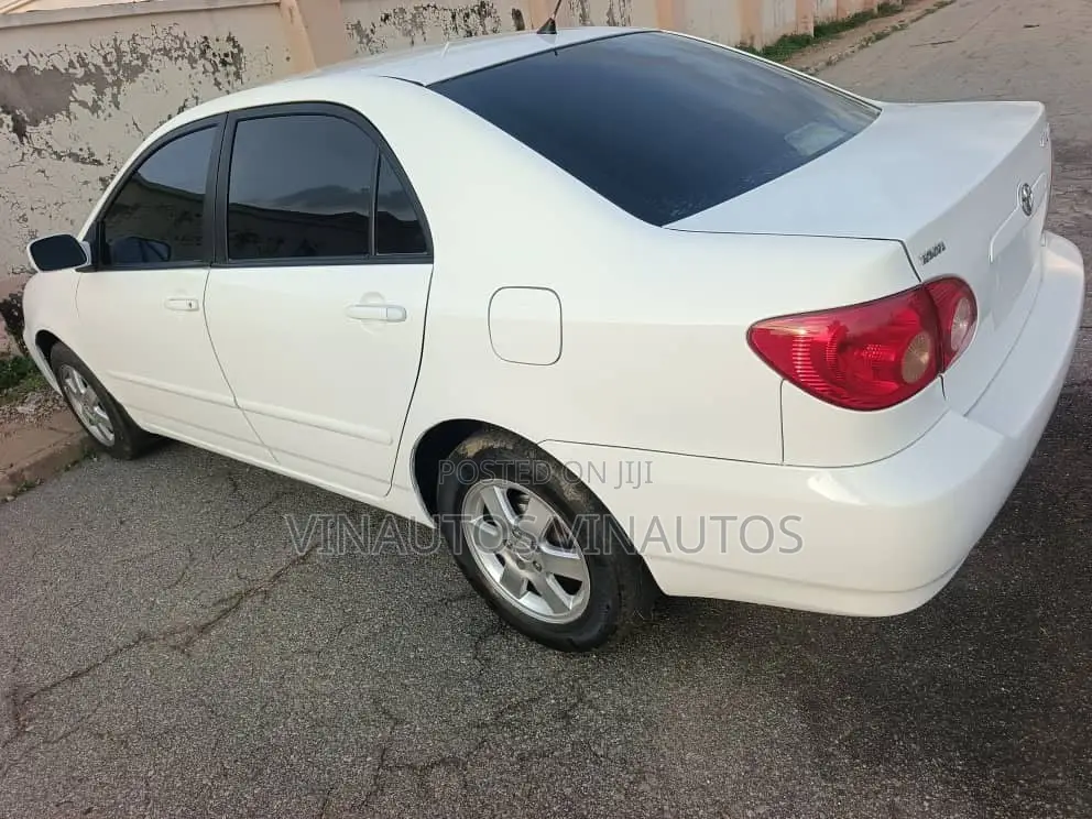 Toyota Corolla 2007 White