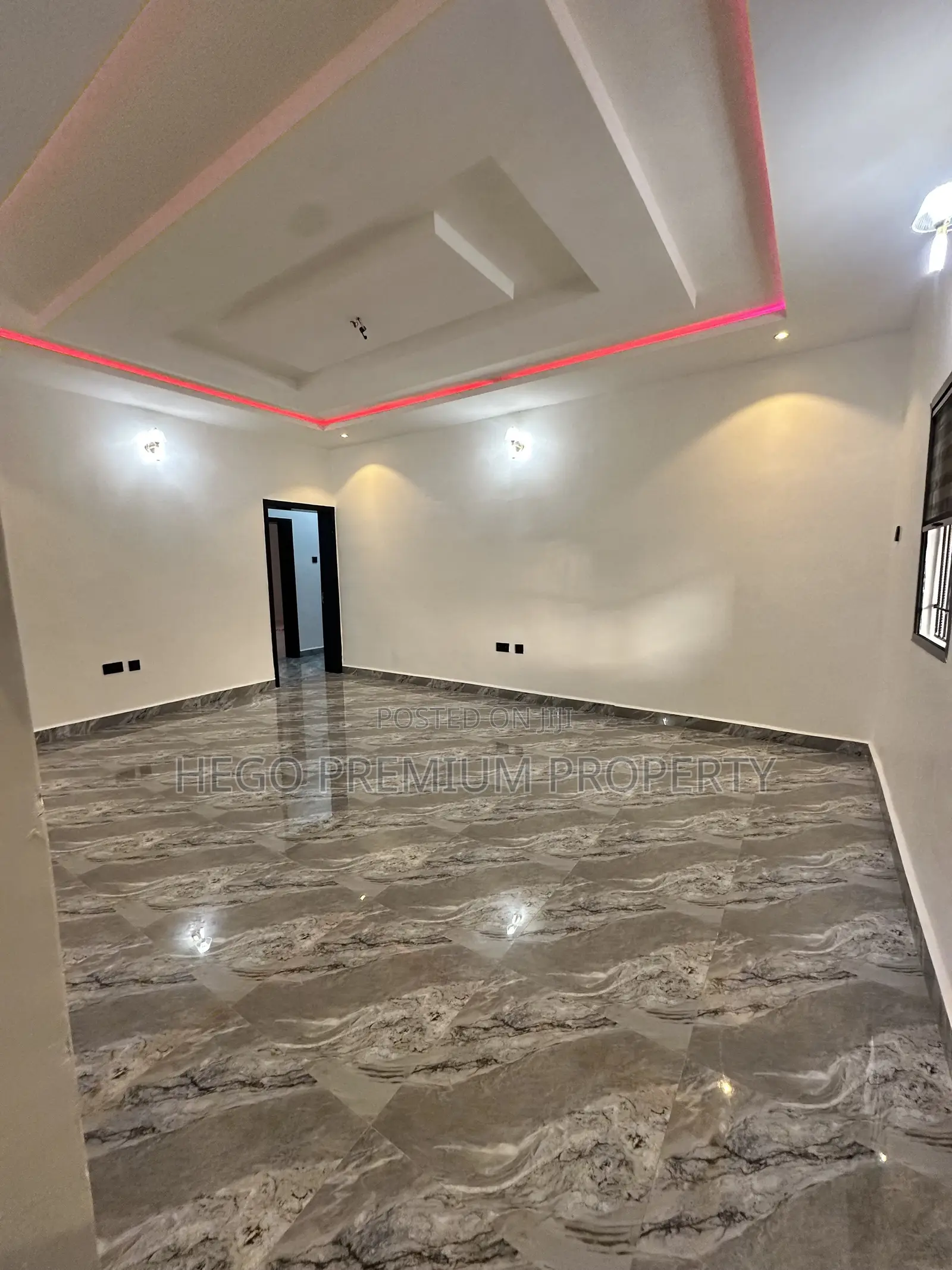 2bdrm Block of Flats in Jesus Adenue, Obio-Akpor for rent