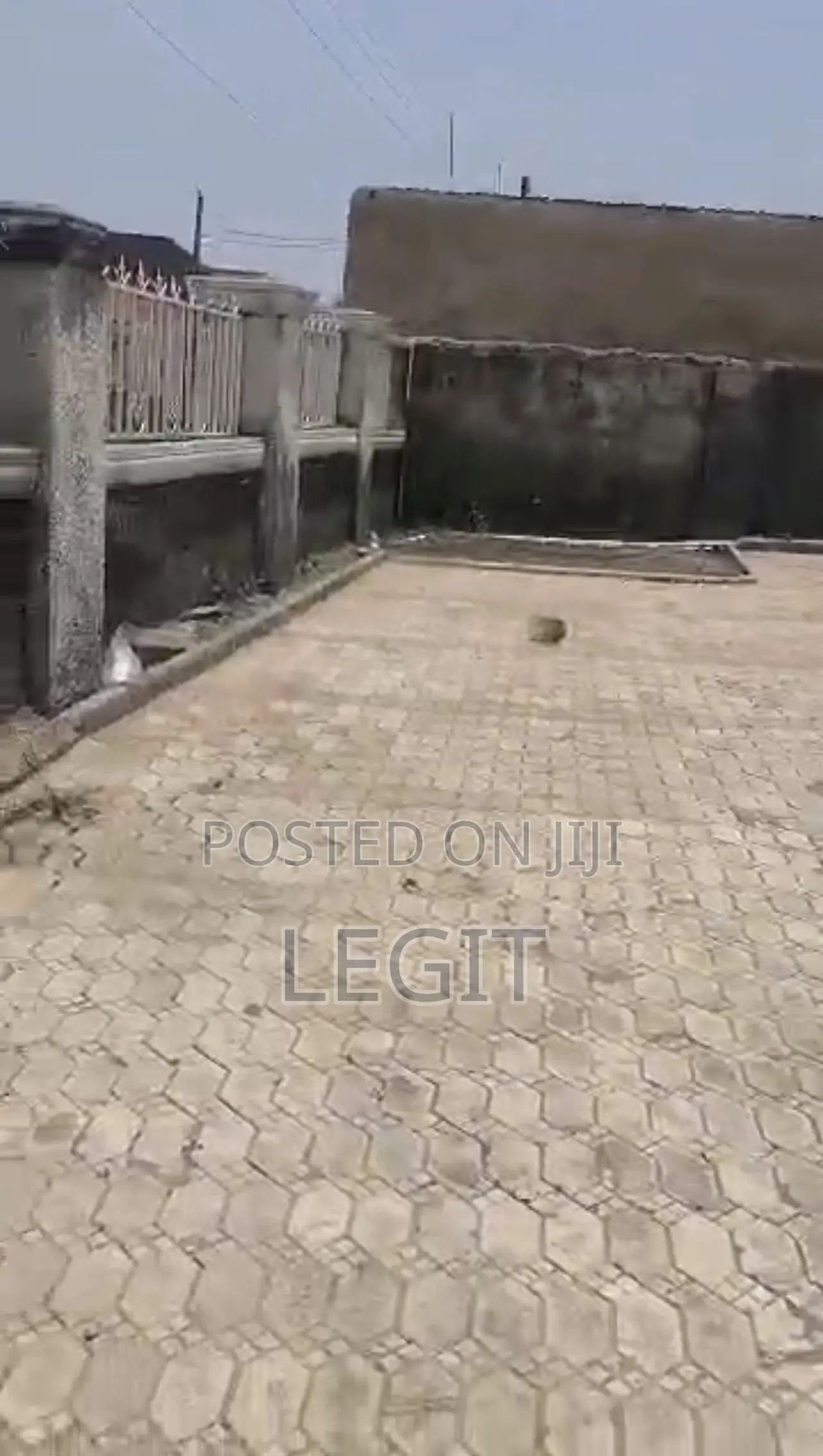3bdrm Bungalow in Lugbe District for sale