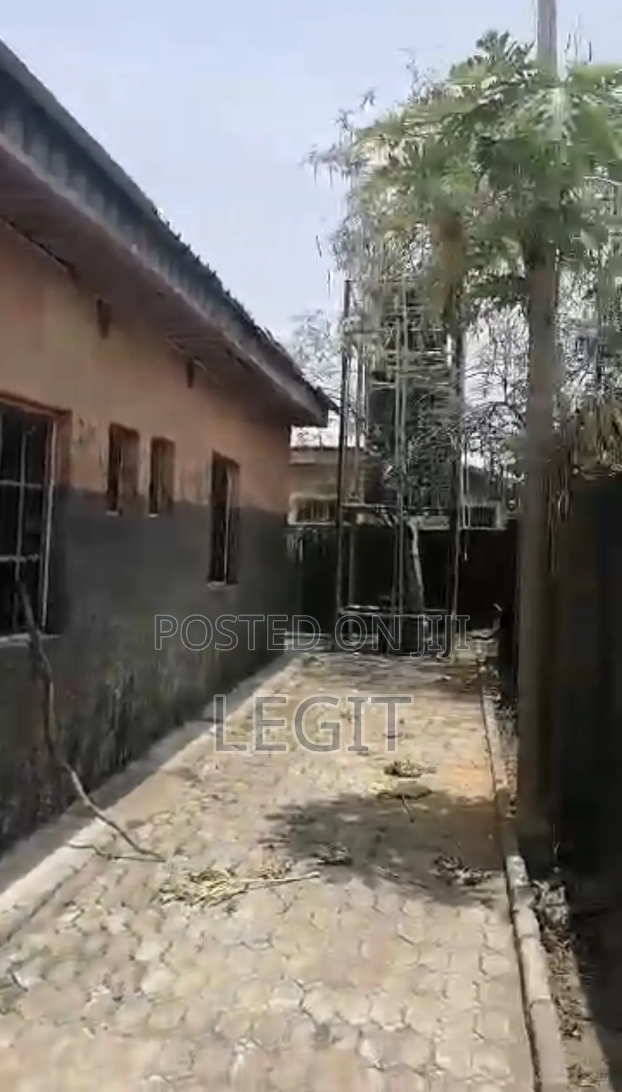 3bdrm Bungalow in Lugbe District for sale