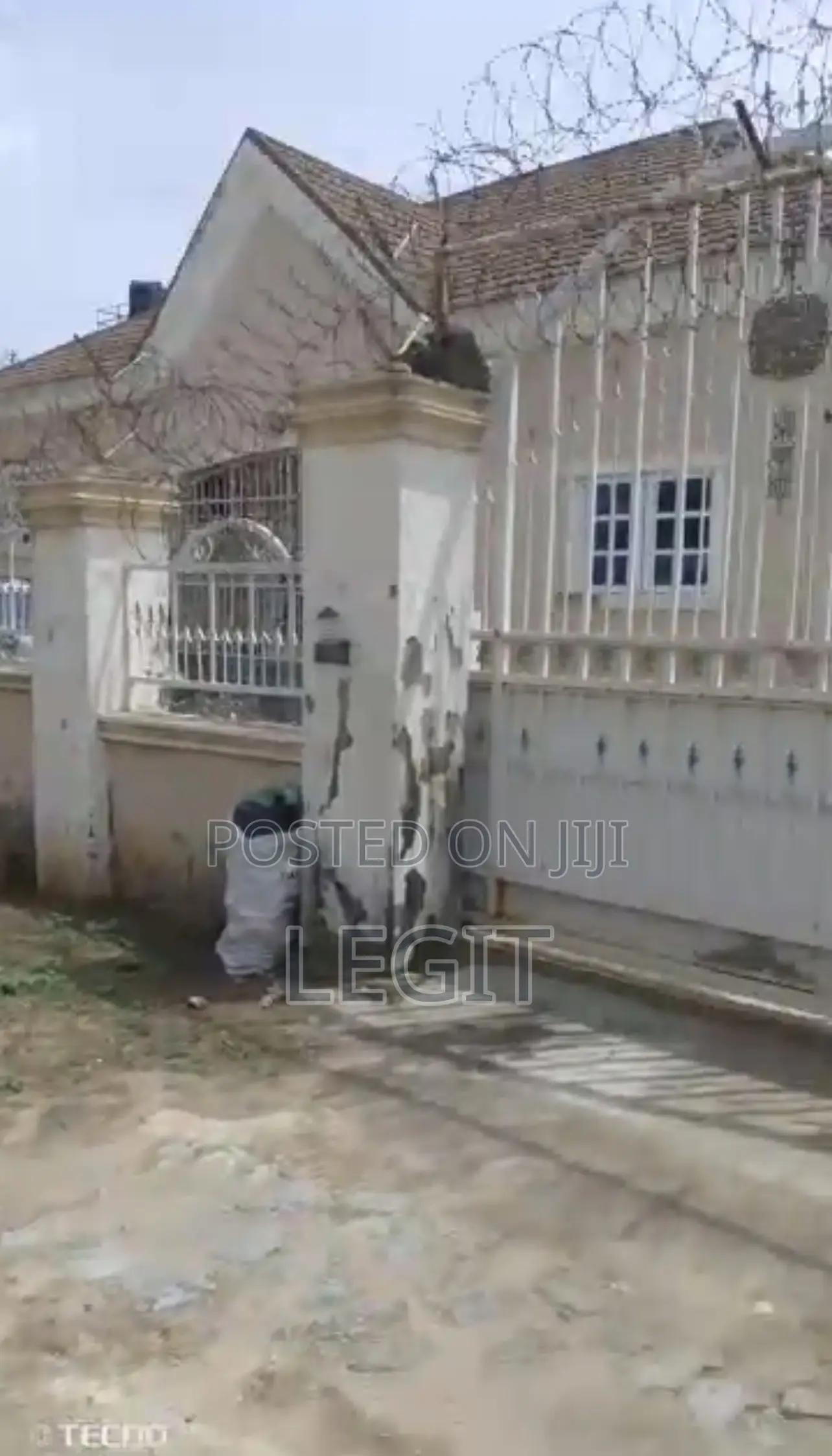 3bdrm Bungalow in Lugbe District for sale