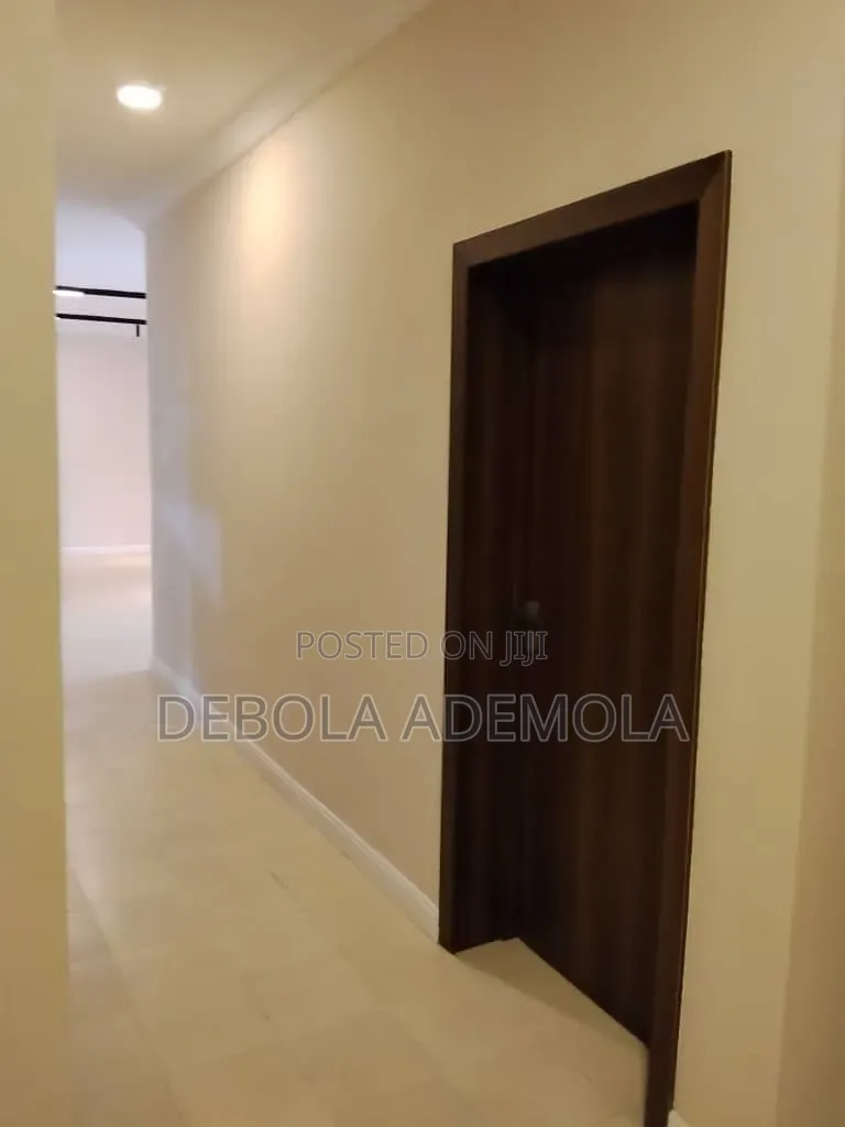 3bdrm Apartment in Oniru Estate, Victoria Island Extension for rent