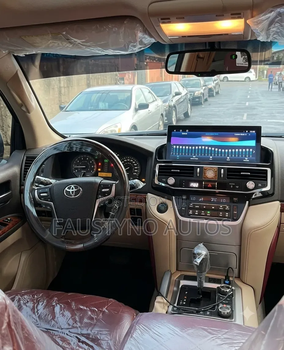 Toyota Land Cruiser 2023 Black