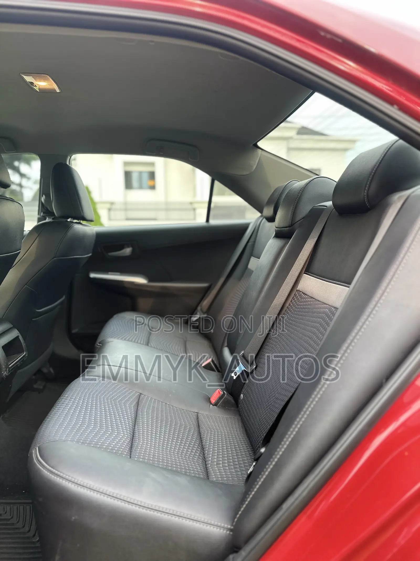 Toyota Camry SE 4dr Sedan (2.5L 4cyl 6A) 2013 Red