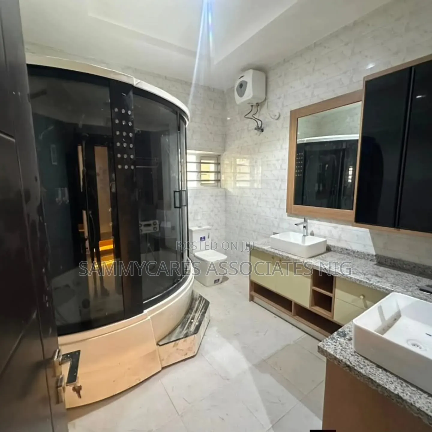 Furnished 6bdrm Duplex in Zone 1 / Wuse for sale