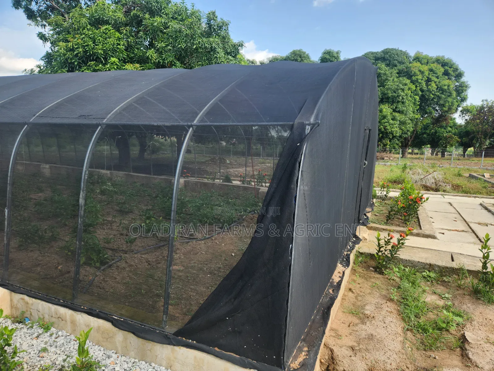Nethouse Contruction Installation