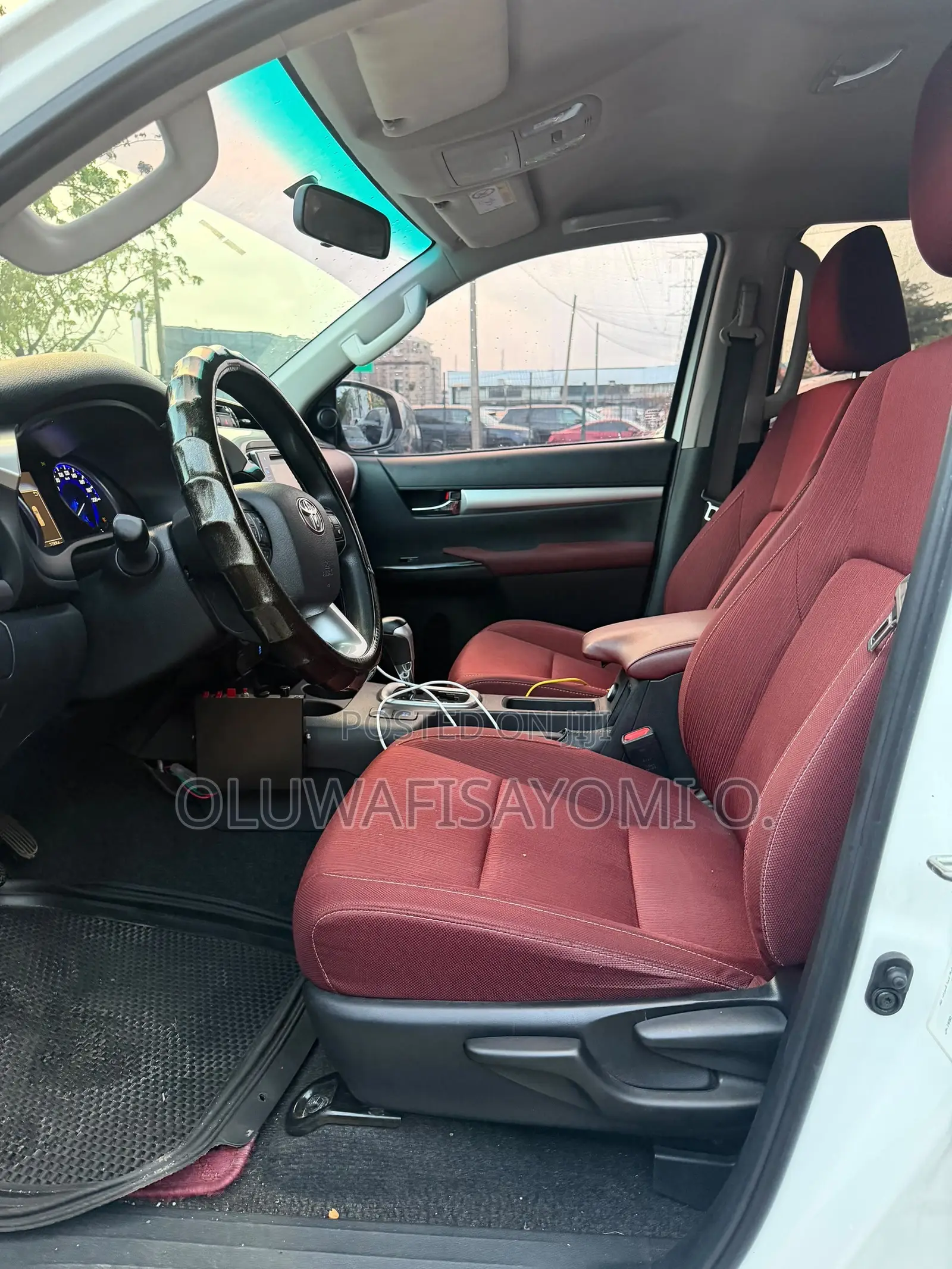 Toyota Hilux Revo Double Cab Petrol 2.7 AWD 2021 White