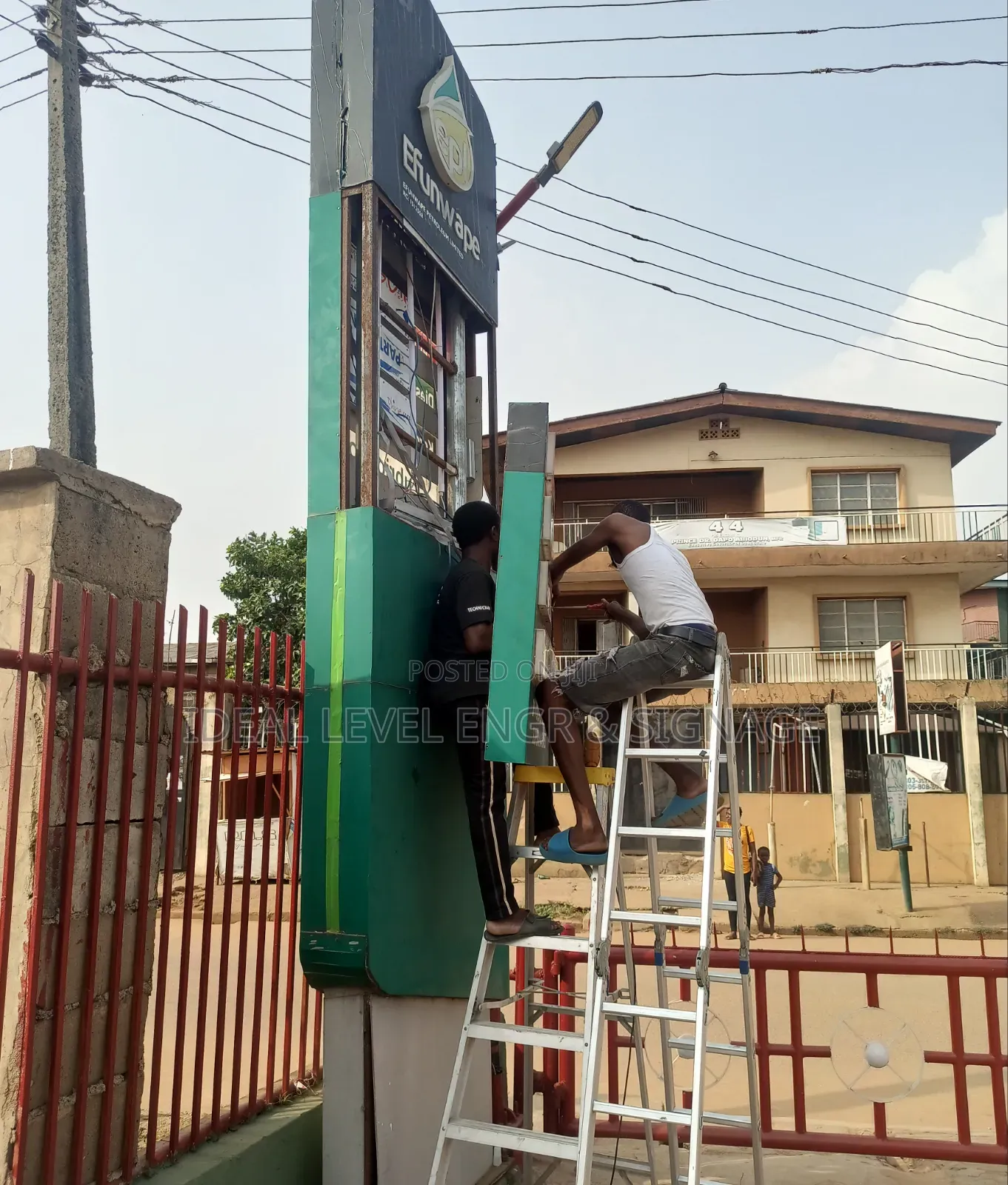 Signage Maintenance
