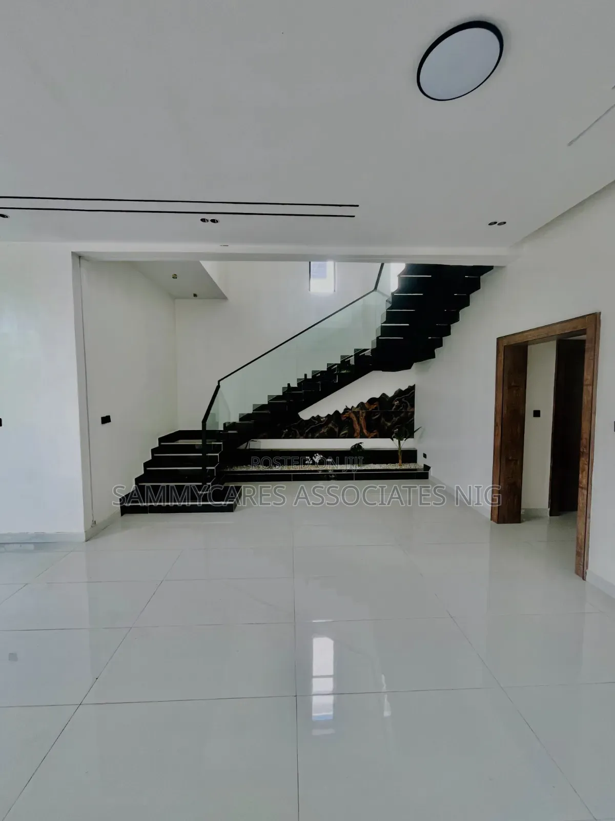 Furnished 4bdrm Duplex in Enugu for sale