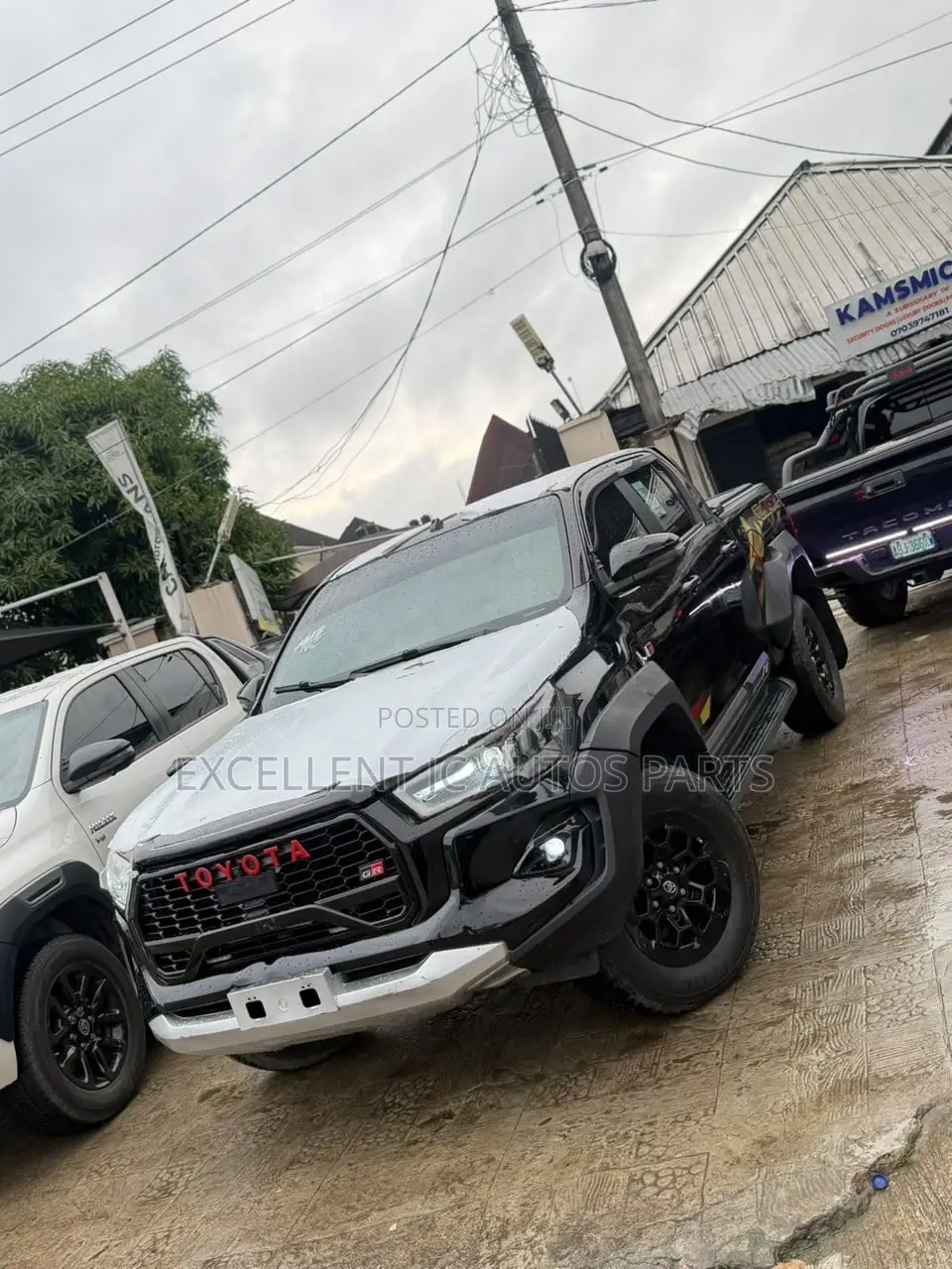 Toyota Hilux 2020 Black