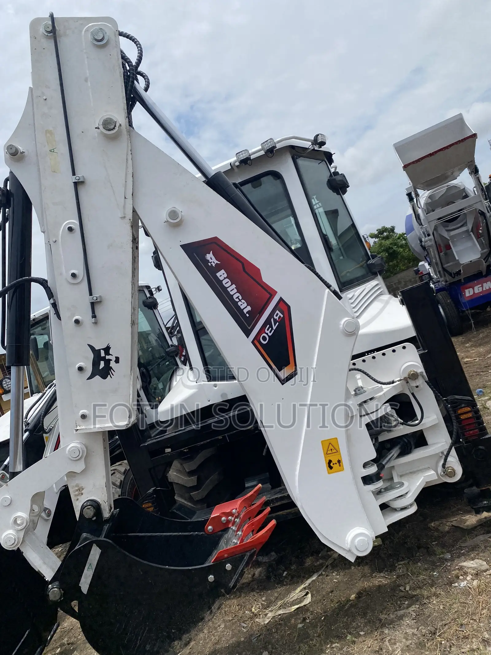 Bobcat Backhoe Loader B730