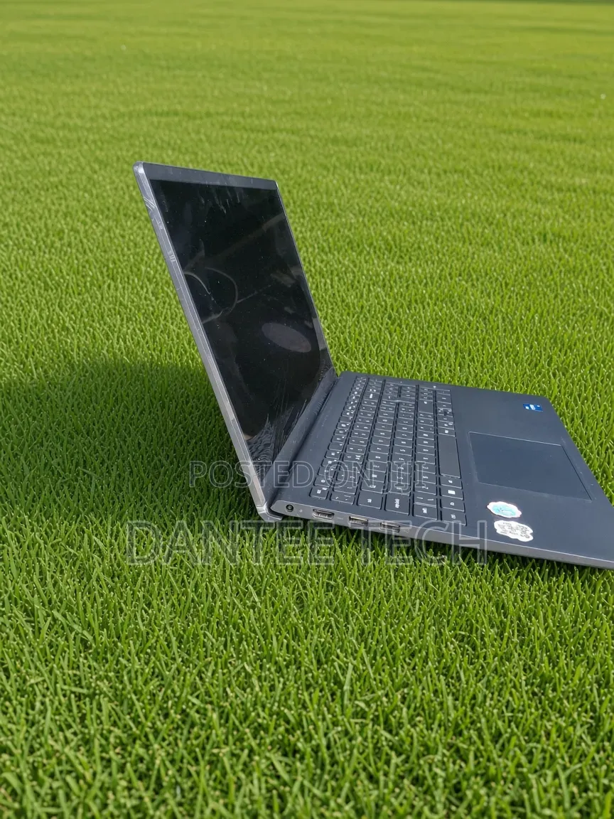 Laptop Dell Vostro 3500 8GB Intel Core i5 SSD 256GB