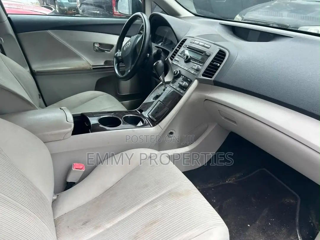 Toyota Venza 2011 Gray