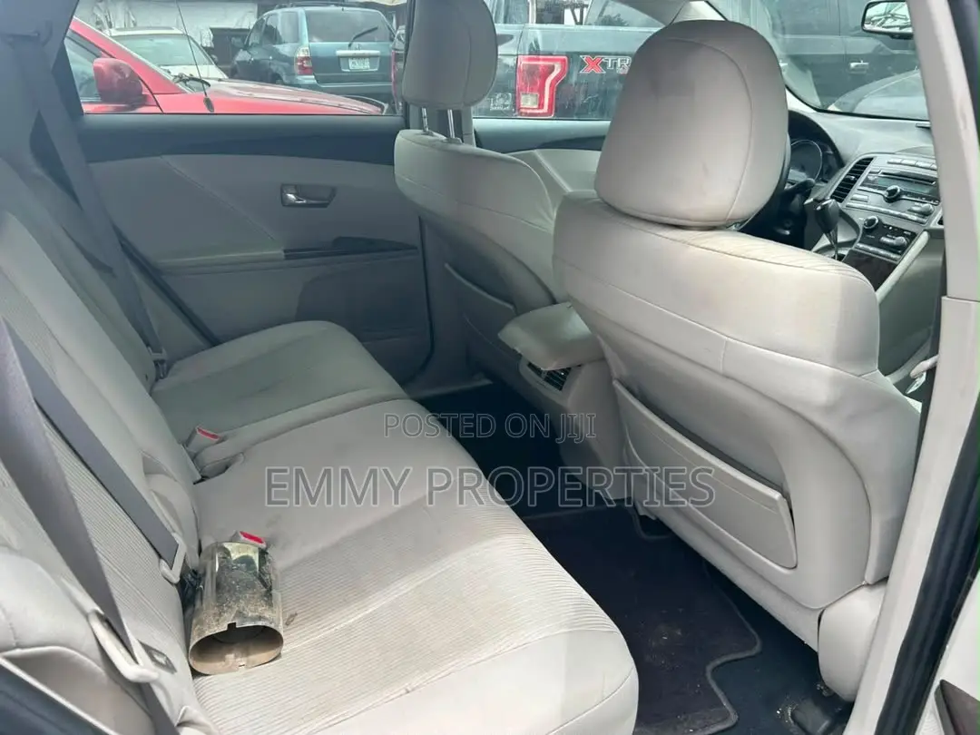 Toyota Venza 2011 Gray