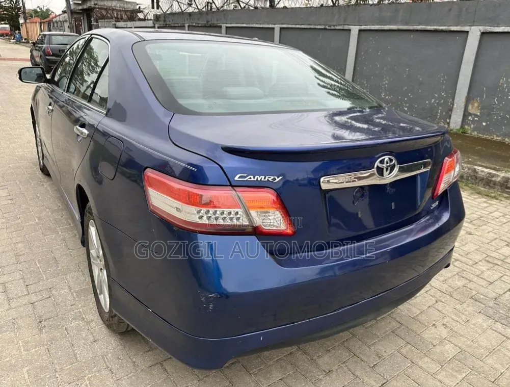 Toyota Camry SE 4dr Sedan (2.4L 4cyl 5A) 2007 Blue