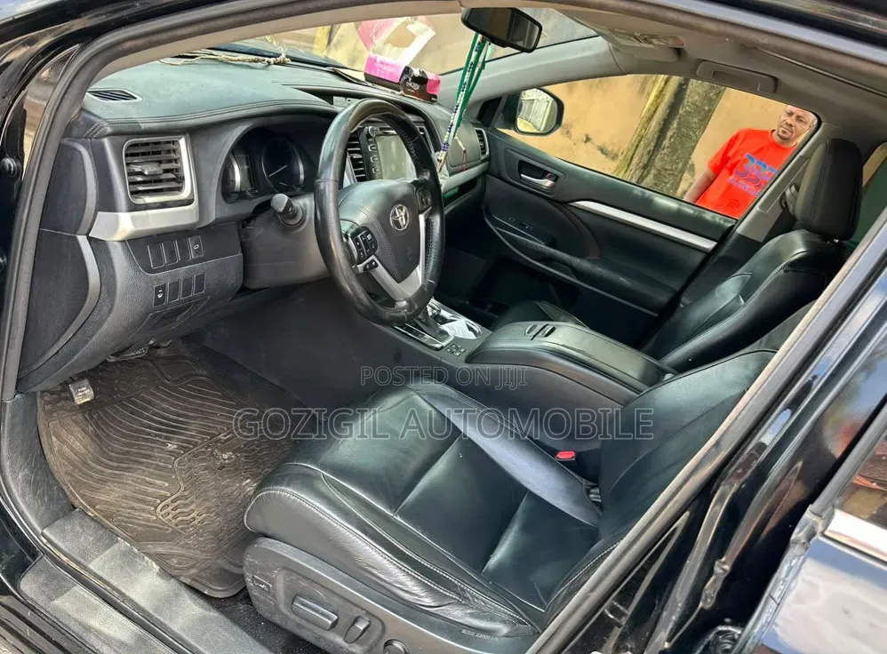 Toyota Highlander 2016 Black