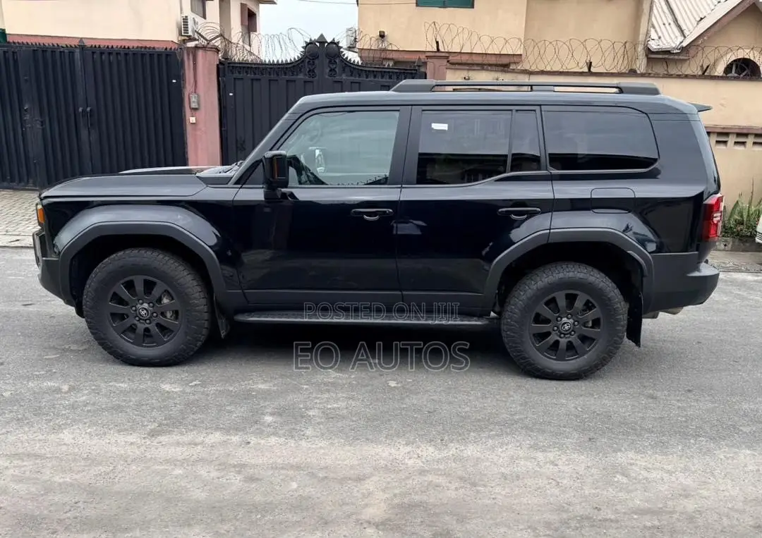 Toyota Land Cruiser Prado 2024 Black