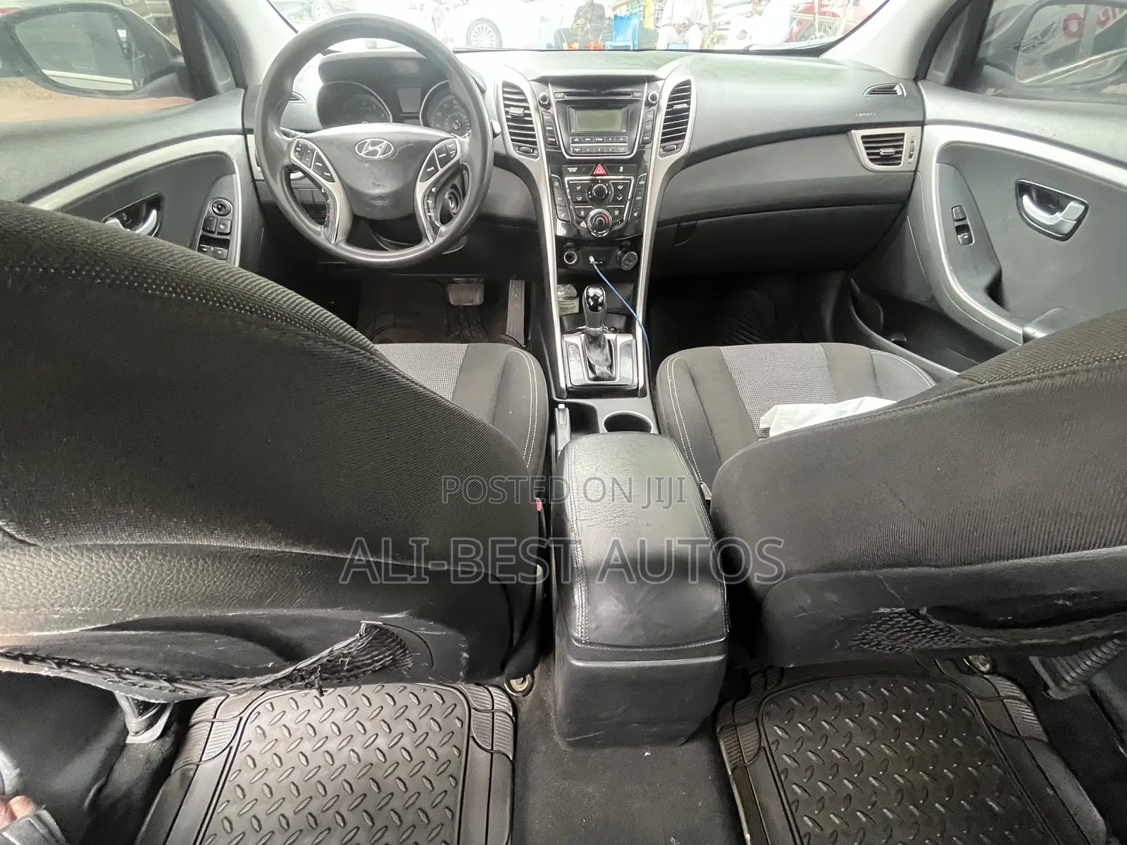 Hyundai Elantra 2012 Gray