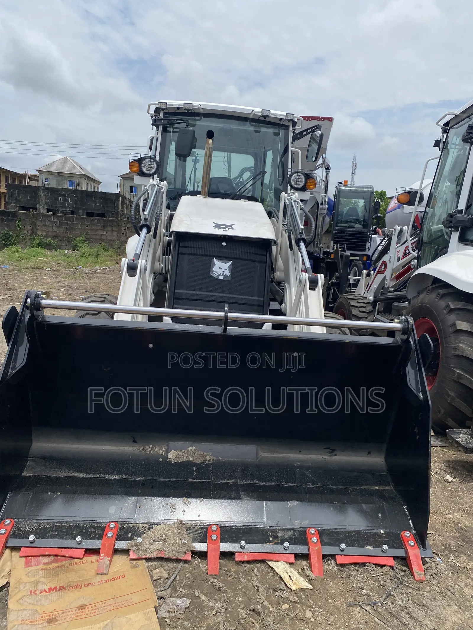 Bobcat Backhoe B730