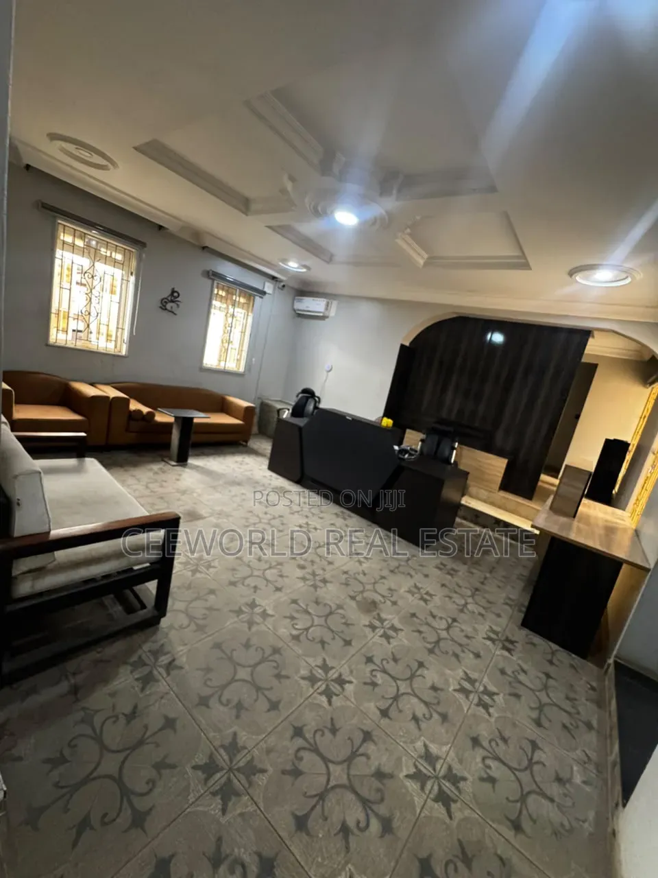 6bdrm Duplex in Iyana Eyinni Estate, CHallenge / Ibadan for rent