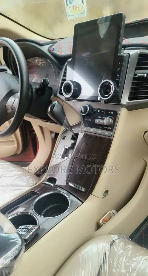 Toyota Venza 2010 Red