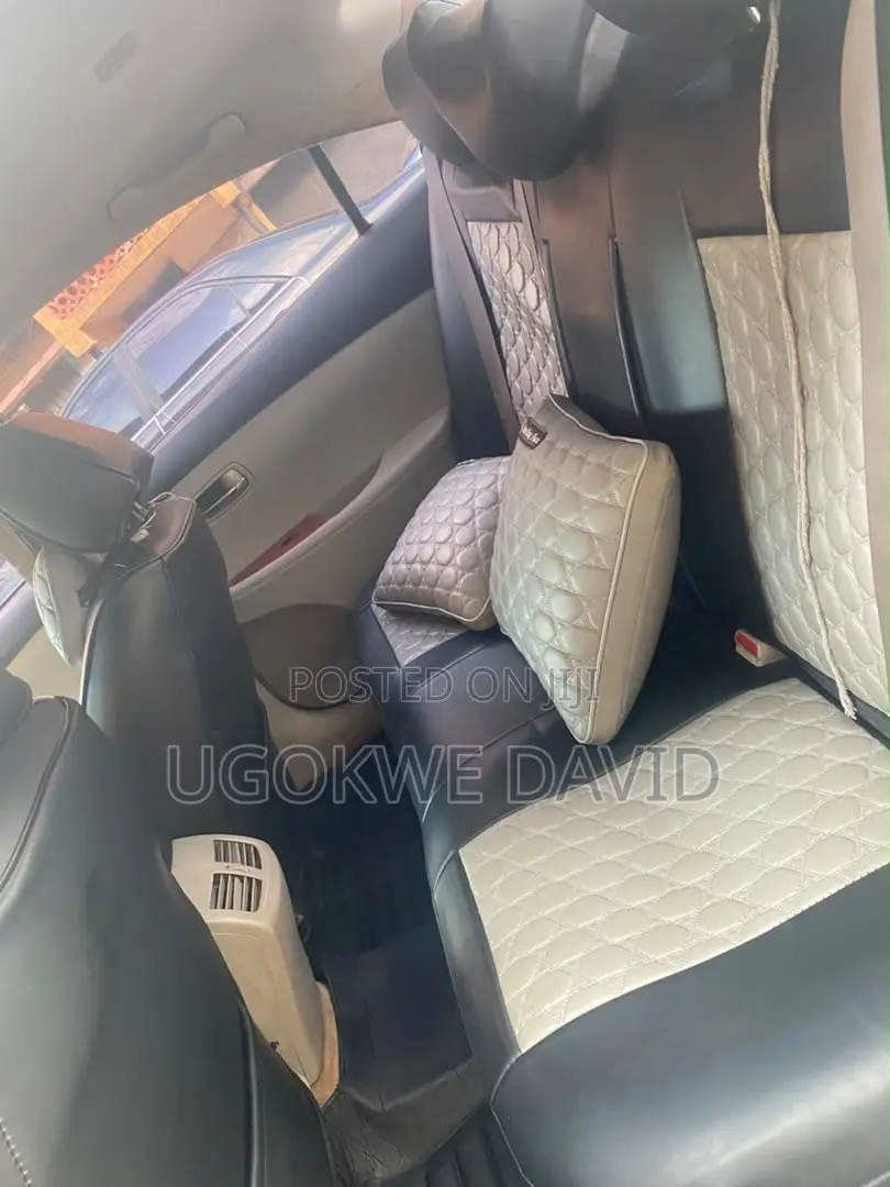 Lexus ES 350 2010 Red