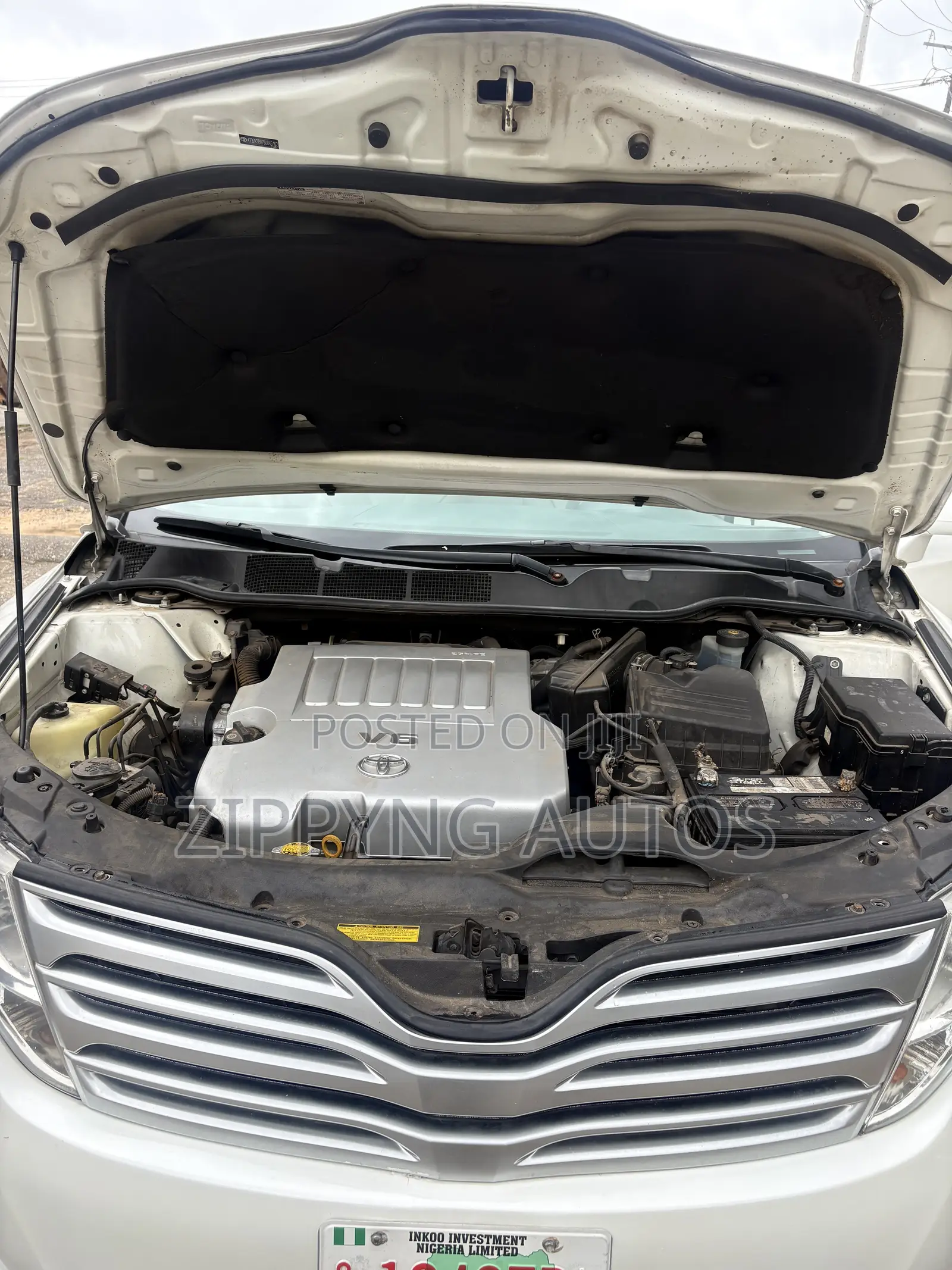 Toyota Venza V6 AWD 2010 White