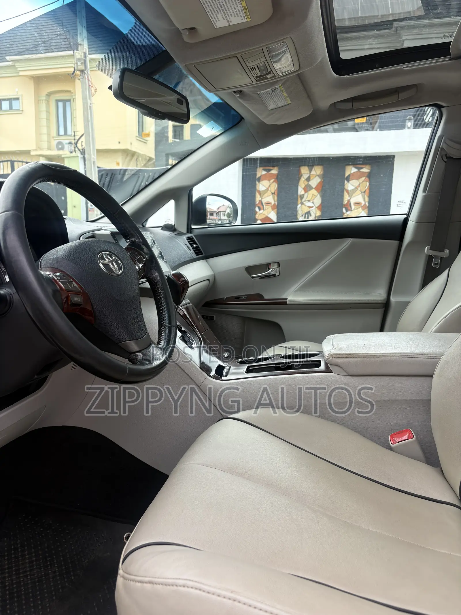 Toyota Venza V6 AWD 2010 White
