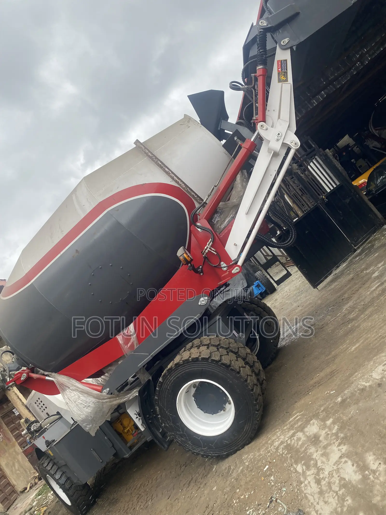 Mobile Mixer 7.5cubic