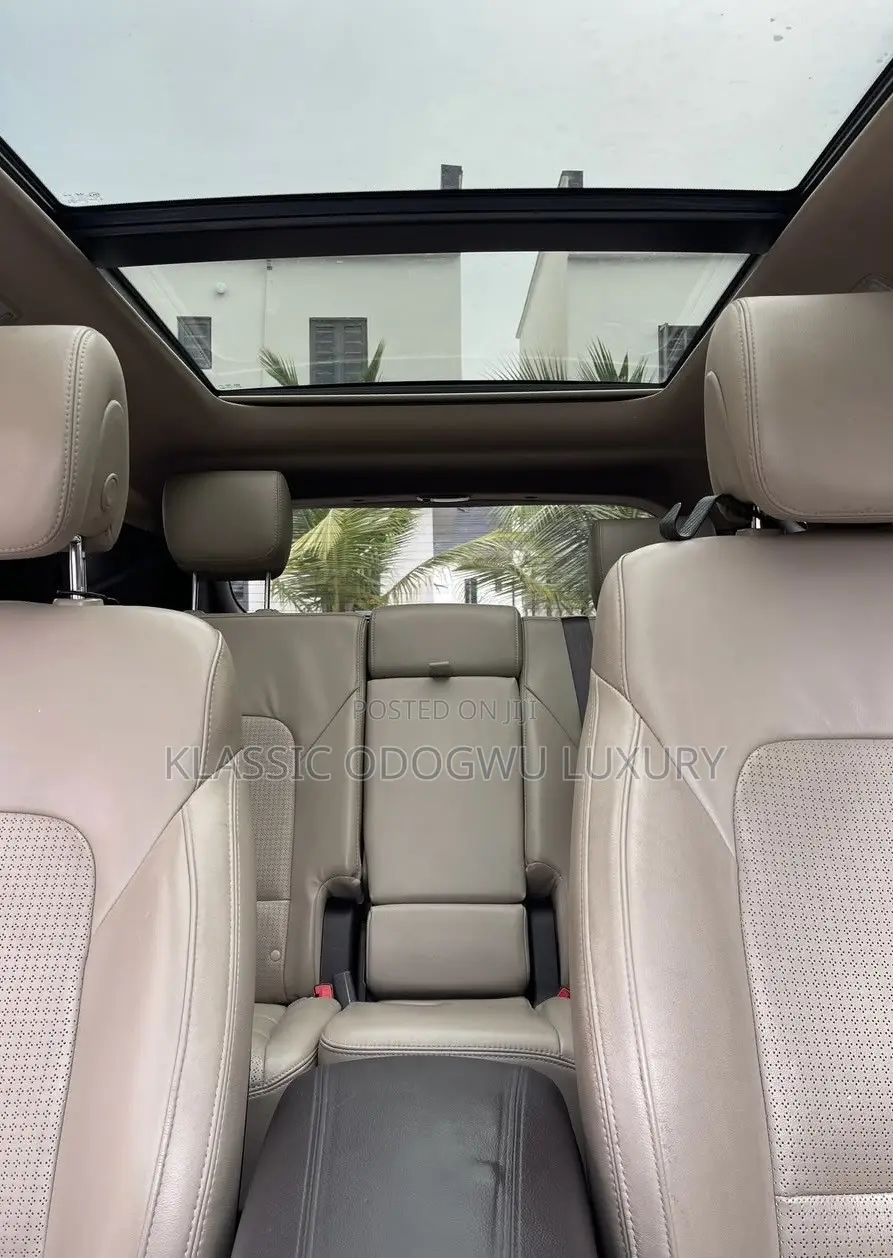 Hyundai Santa Fe Limited 4dr SUV AWD (3.3L 6cyl 6A) 2015 Brown