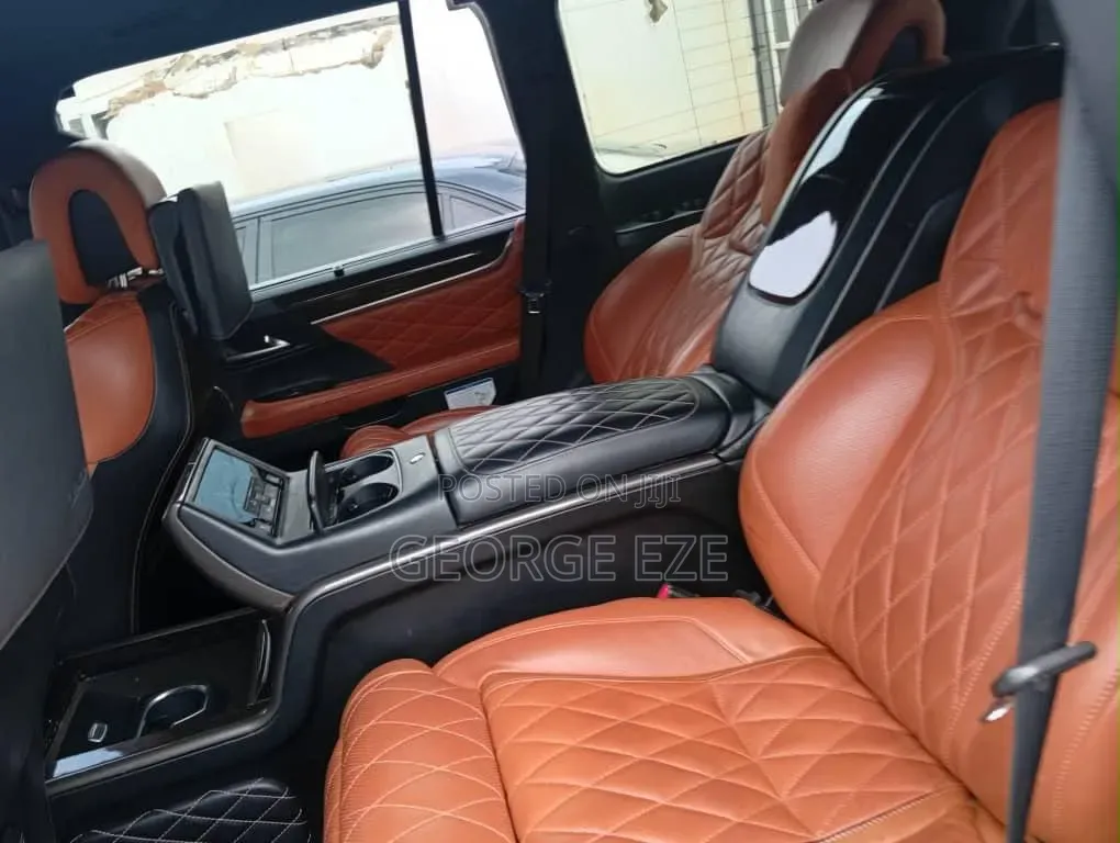 Lexus LX 570 (5 seats) AWD 2020 Black