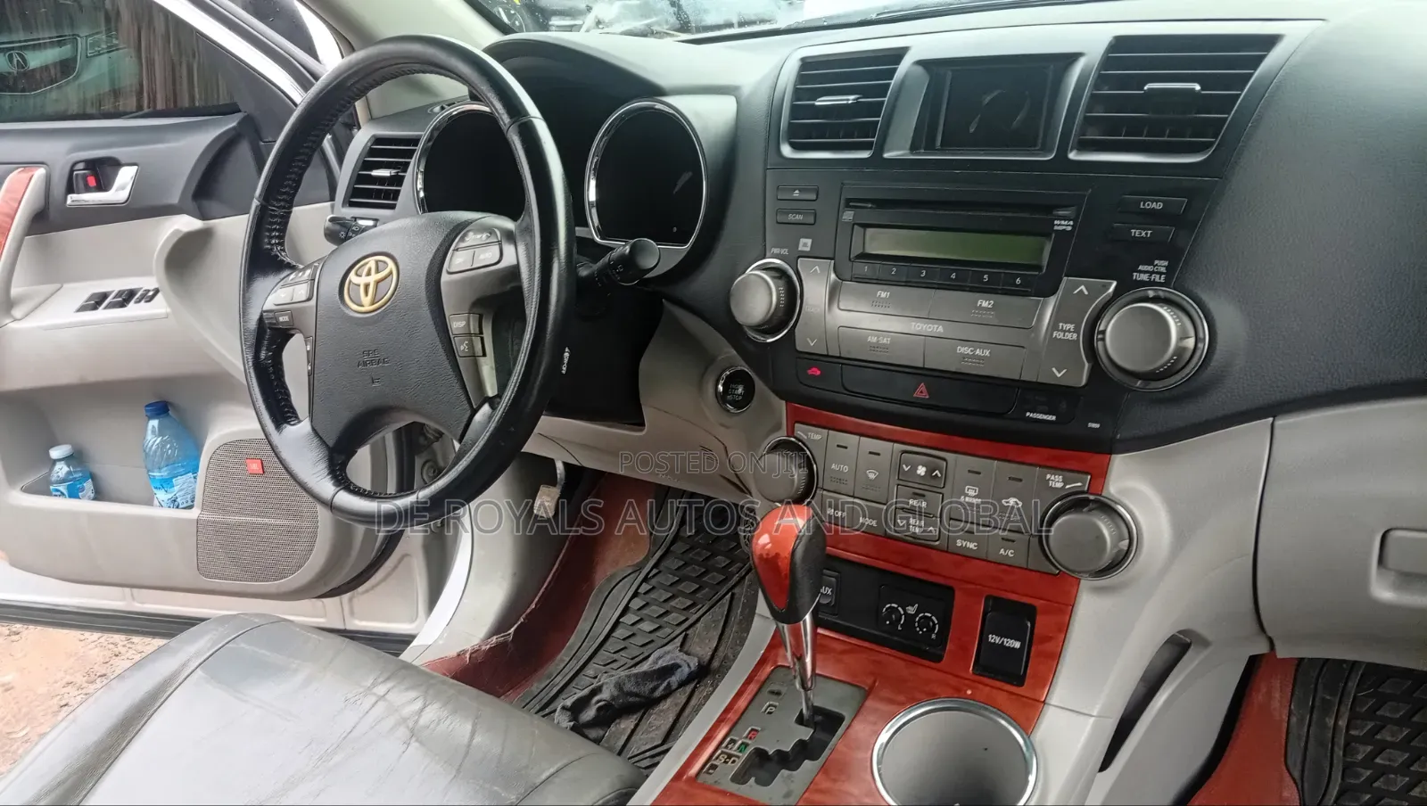 Toyota Highlander 2010 Silver