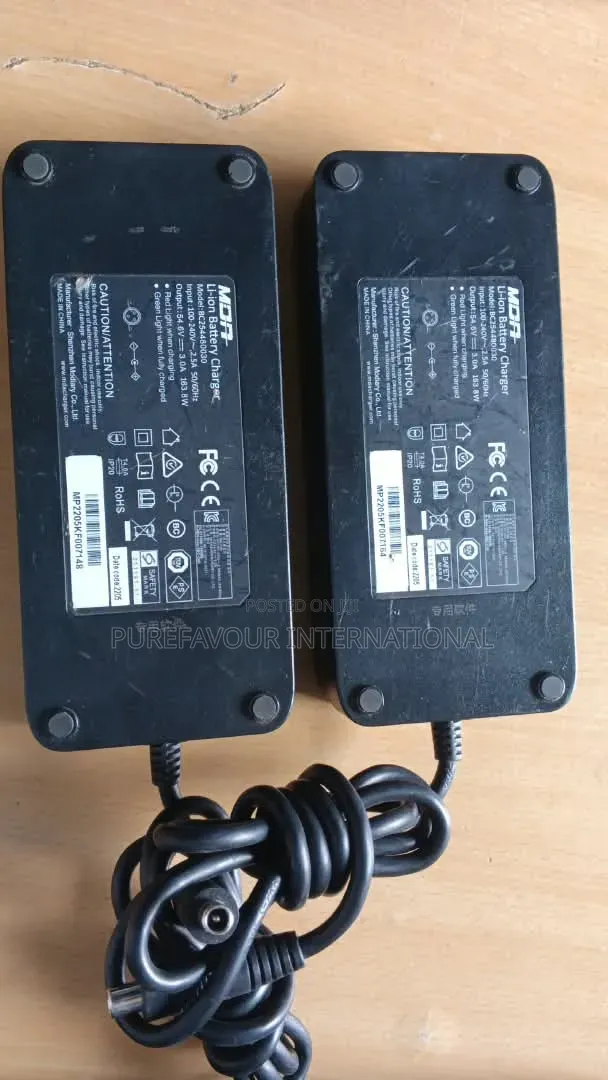 Tokunbo MDA 54.6V 3A Charger for 48V Lithium Battery