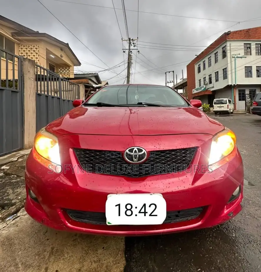Toyota Corolla 2009 Red
