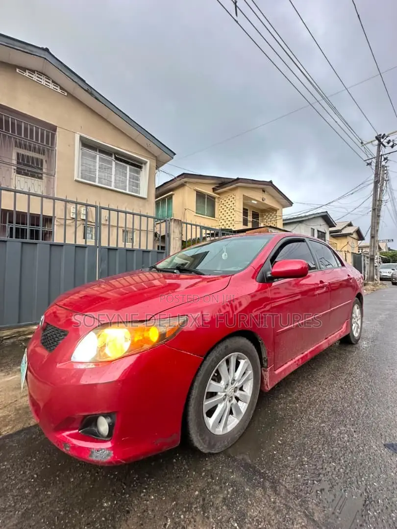 Toyota Corolla 2009 Red