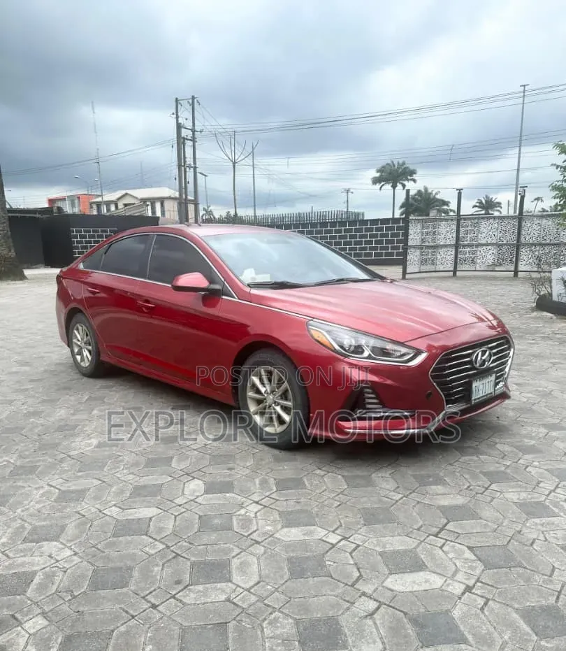 Hyundai Sonata 2019 Red