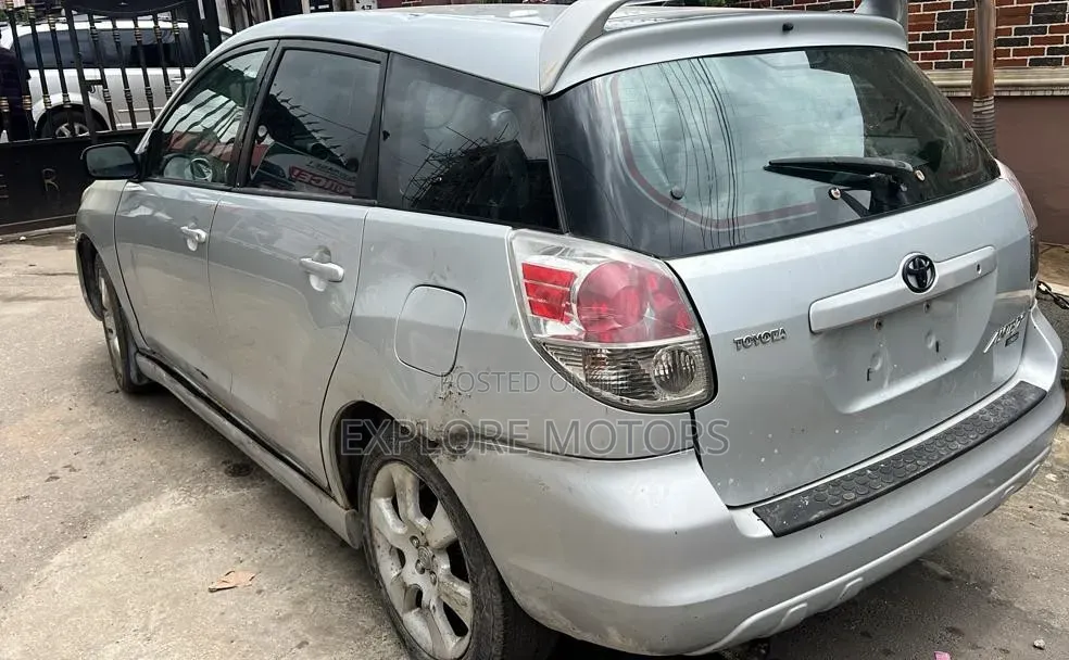 Toyota Matrix 2007 Silver