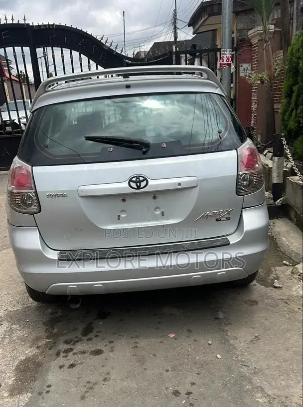 Toyota Matrix 2007 Silver