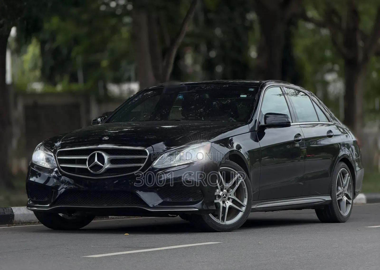 Mercedes-Benz E350 2016 Black