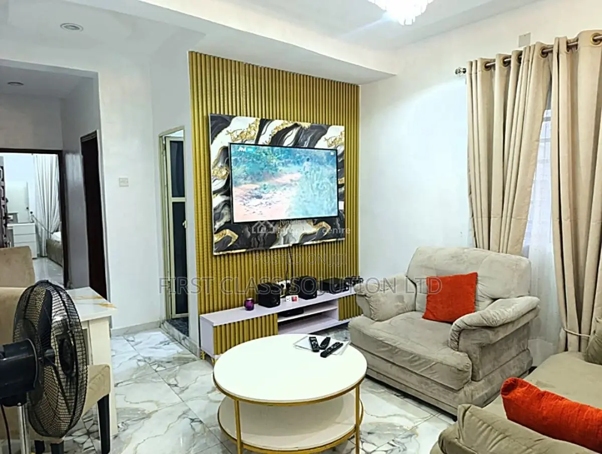 A Slickly Furnished and Serviced Luxury 1 Bedroom Apartment