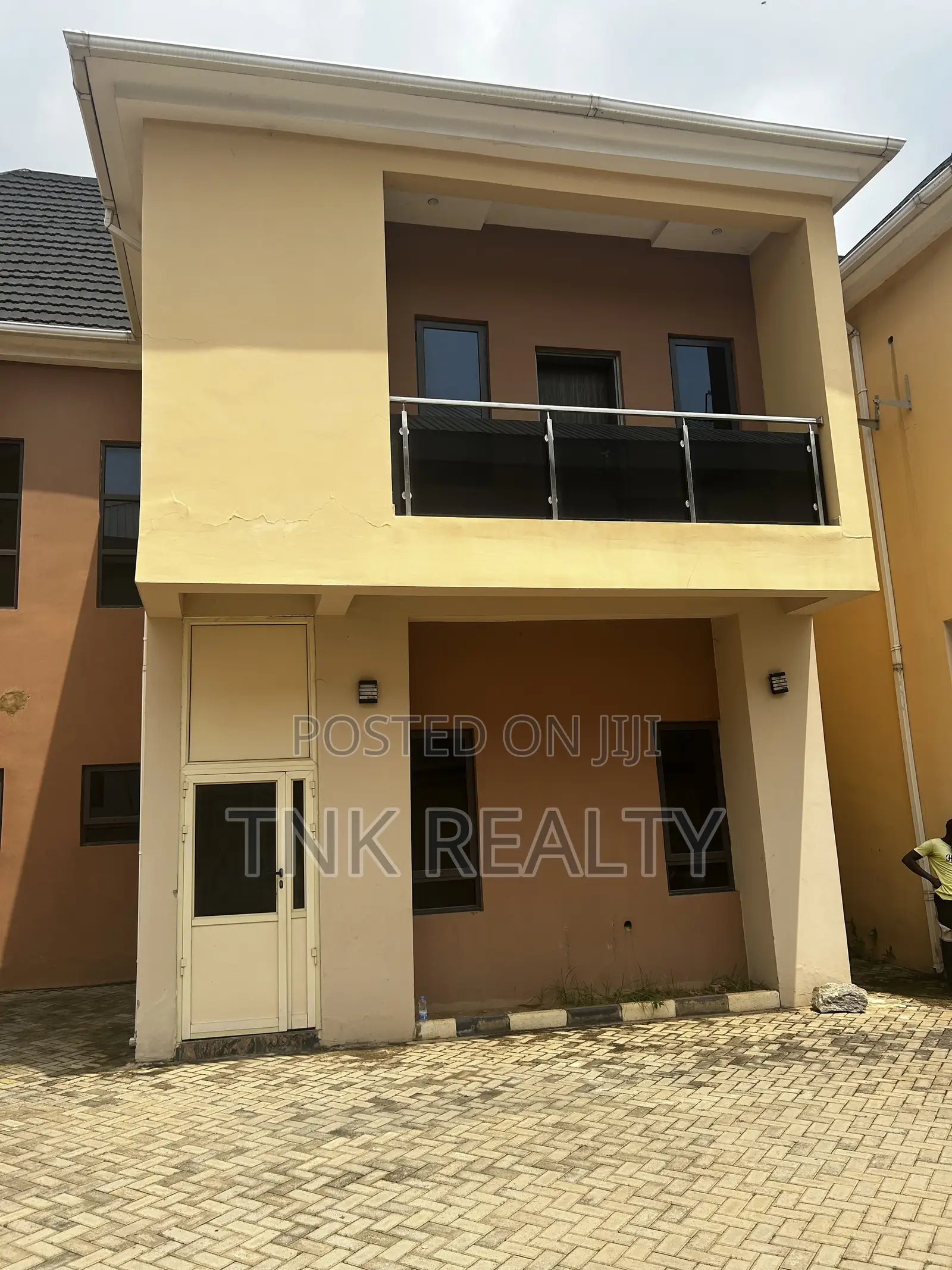 4bdrm Duplex in Jahi for rent