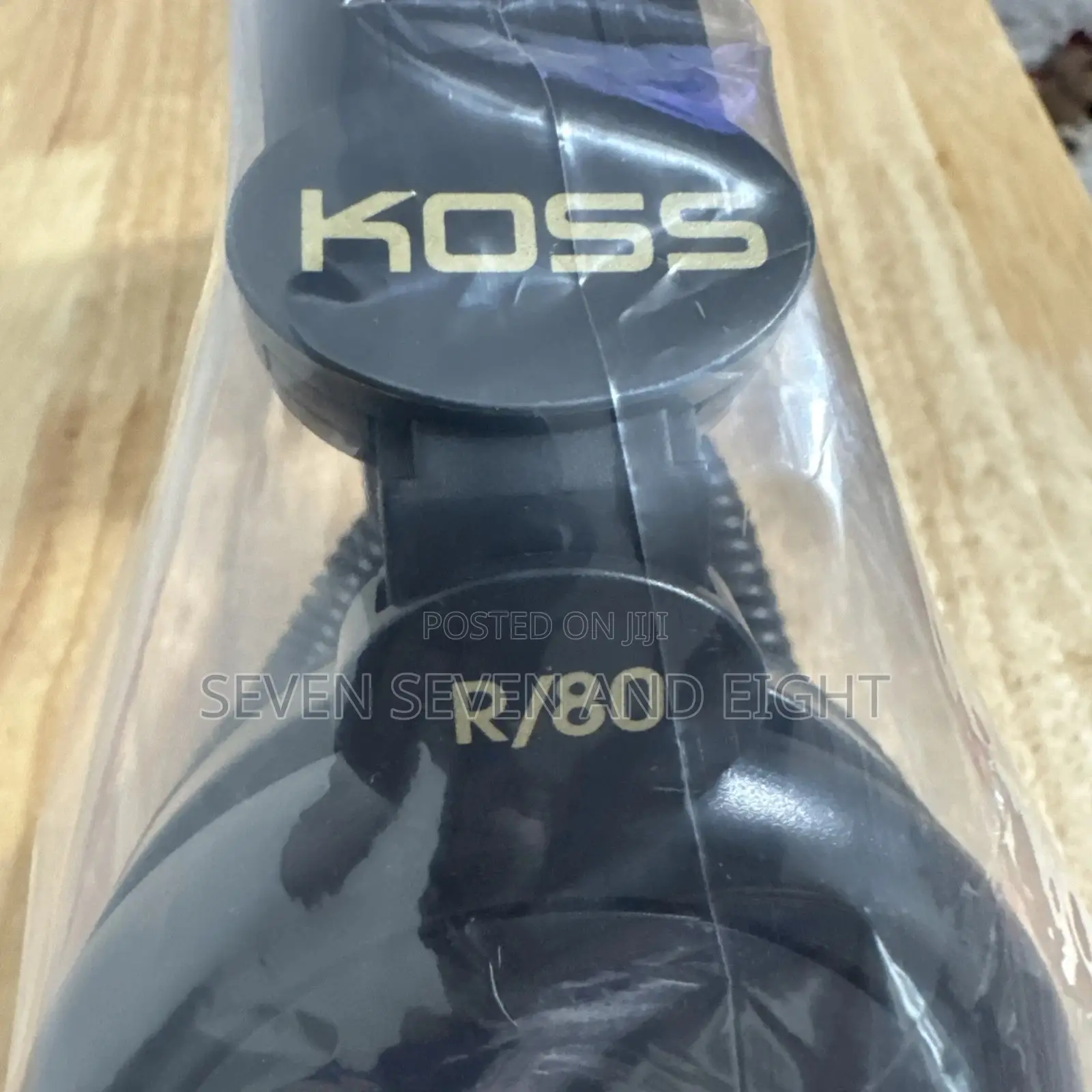 KOSS R80 8' Stereophone New Factory Sealed Adjustable - Ear Cushions
