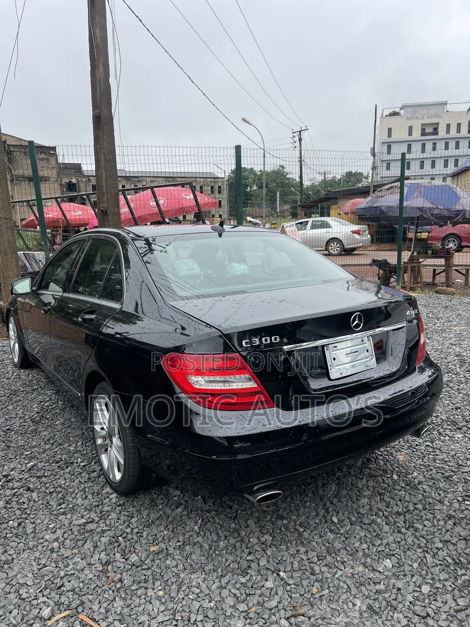 Mercedes-Benz C300 2012 Black