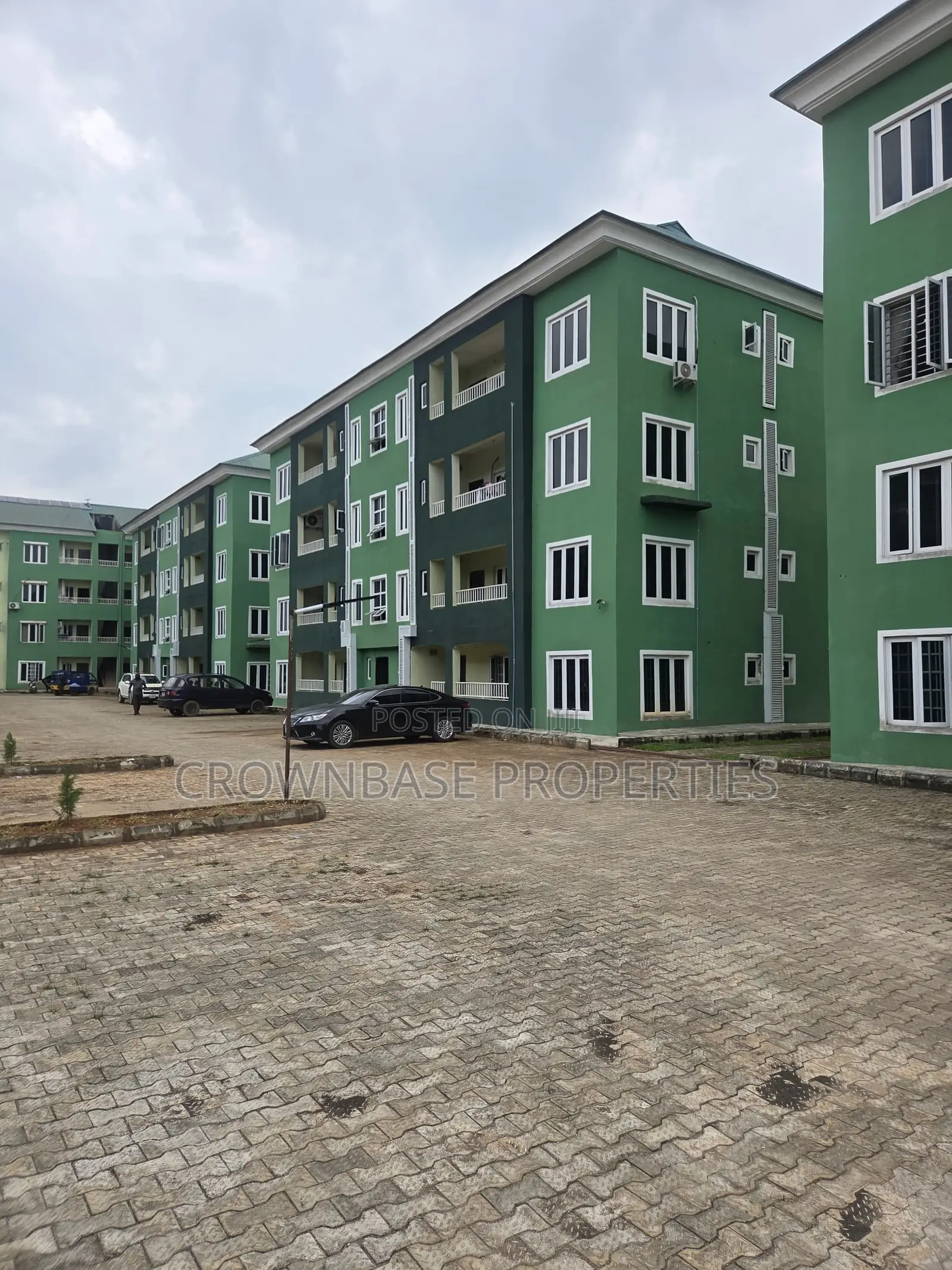 3bdrm Apartment in Ipaja Road for sale