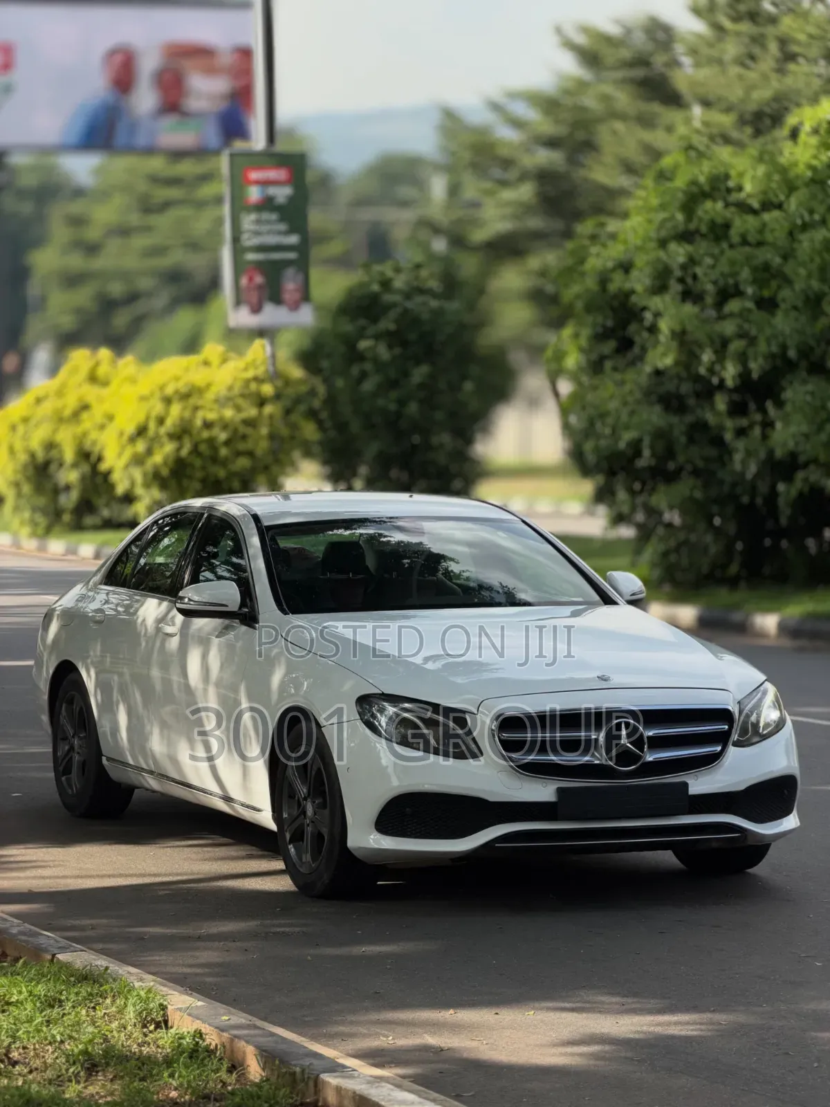 Mercedes-Benz E300 2017 White