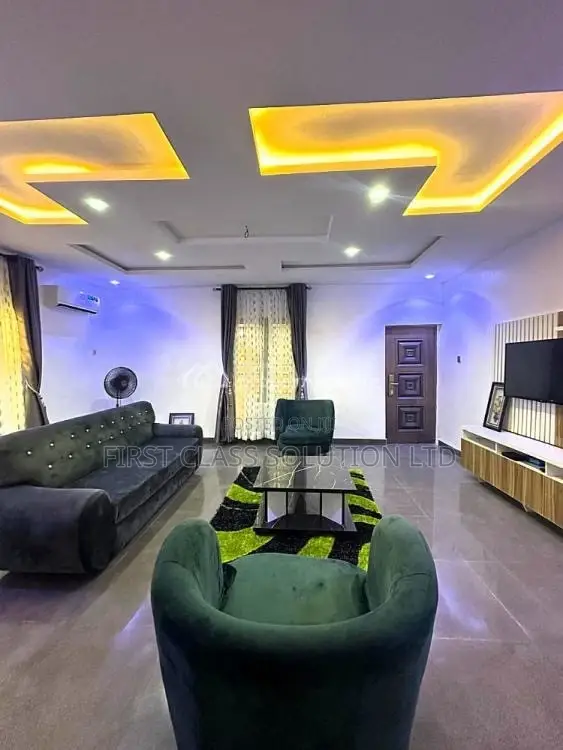 A Wonderfully Furnished and Serviced Luxury 3 Bedroom Apartment