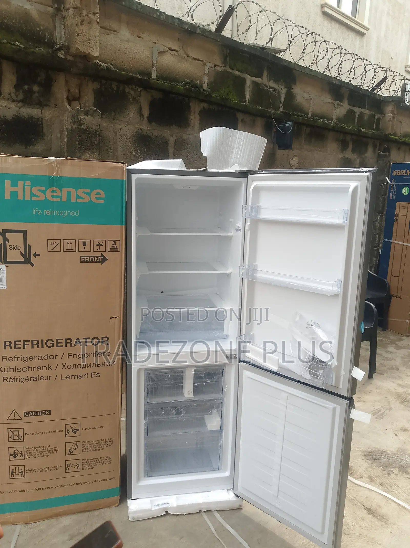 Stylish Hisense 225L Refrigerator for Your Kitchen