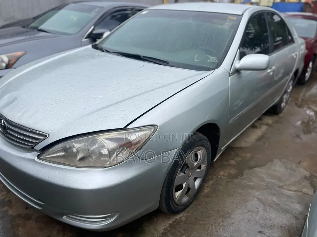 Toyota Camry 2004 Blue